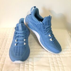 Under Armour Blue Dynamic Intelliknit Trainer Sz 6.5